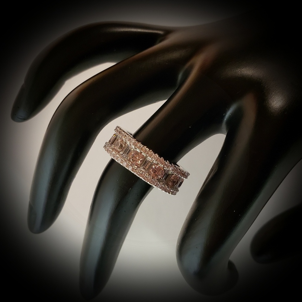ABSOLUTE CUBIC ZIRCONIA RING - Picture 6 of 6